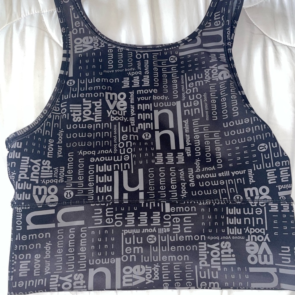 Lululemon Power Pivot Tank Size 6! Great Condition!